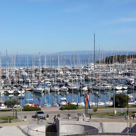 Luxury Marina View