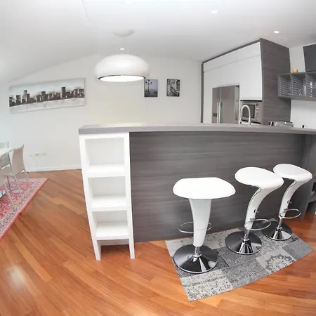 Luxury Marina View * Изола