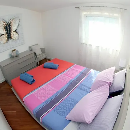 Апартаменты Luxury Marina View Изола