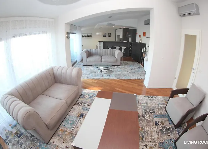 Luxury Marina View * イゾラ