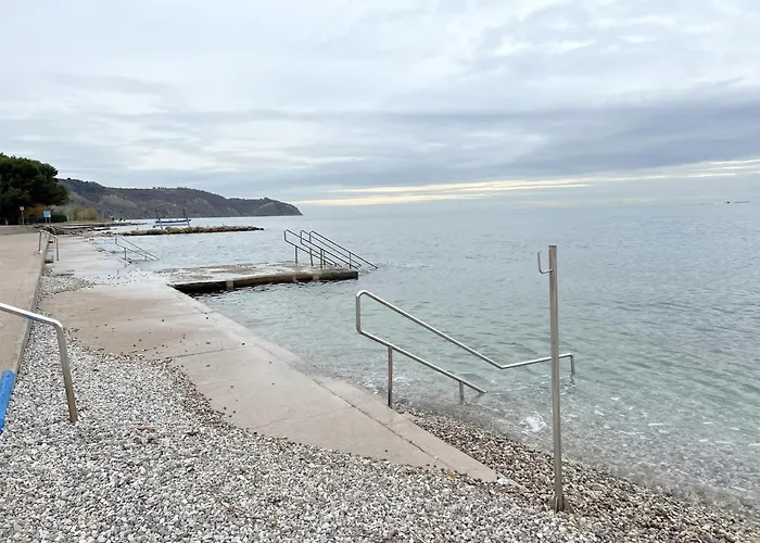 アパート Luxury Marina View *