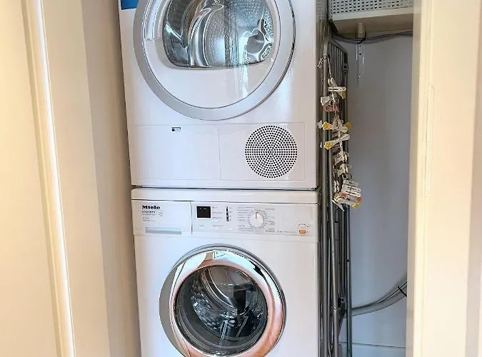 Luxury Marina View * イゾラ